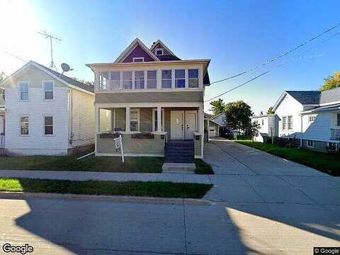 Parkway, OSHKOSH, WI 54901