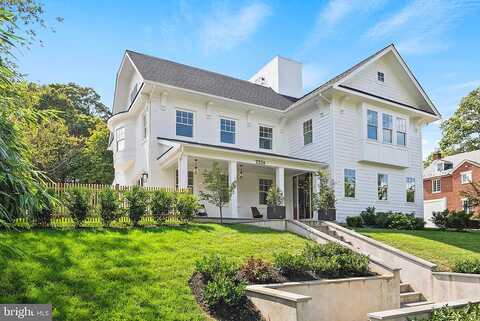 King, ALEXANDRIA, VA 22301