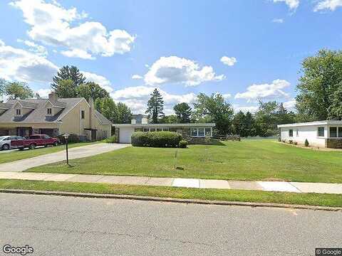Mary, BROOMALL, PA 19008
