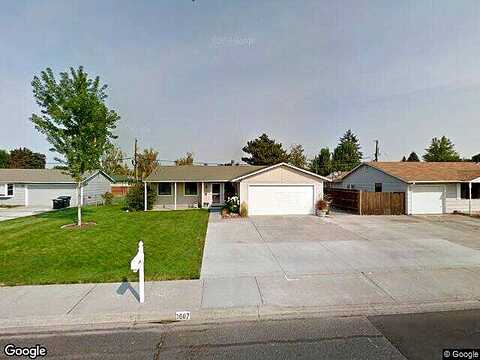 Wallace, MOSES LAKE, WA 98837