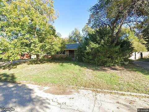 8Th, GRAND PRAIRIE, TX 75050