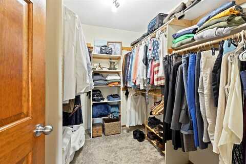 Cheryl, HARTLAND, WI 53029