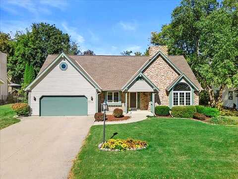 Quail Run, SUSSEX, WI 53089