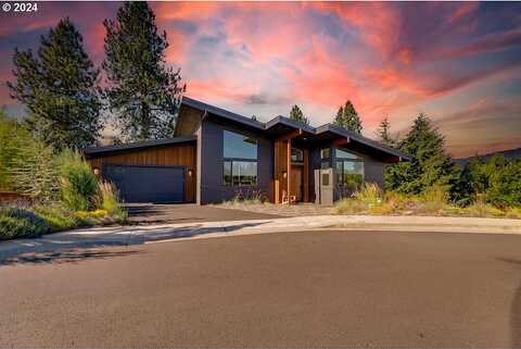 Roberts, HOOD RIVER, OR 97031