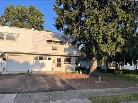 Tacoma, ALLENTOWN, PA 18109