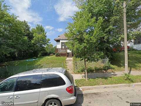9Th, MILWAUKEE, WI 53206