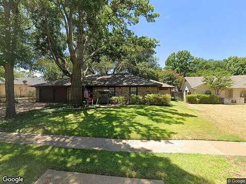 Monties, ARLINGTON, TX 76015
