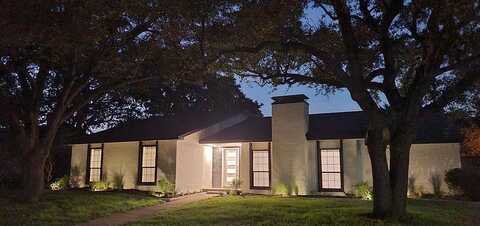 Chisholm, GRAND PRAIRIE, TX 75052