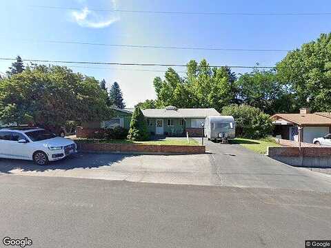 Parkroy, EAST WENATCHEE, WA 98802