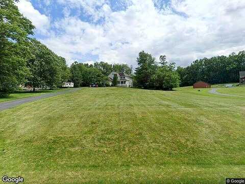 Bradi, CARLISLE, PA 17015