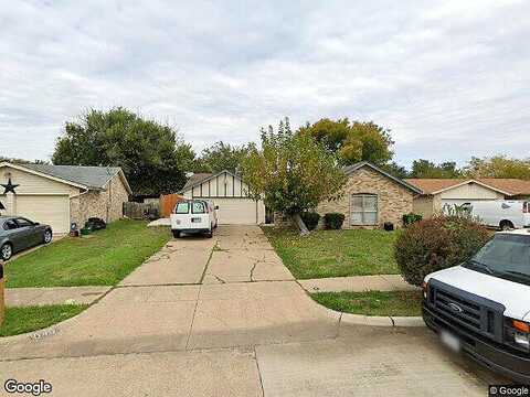 Lynne, GRAND PRAIRIE, TX 75052