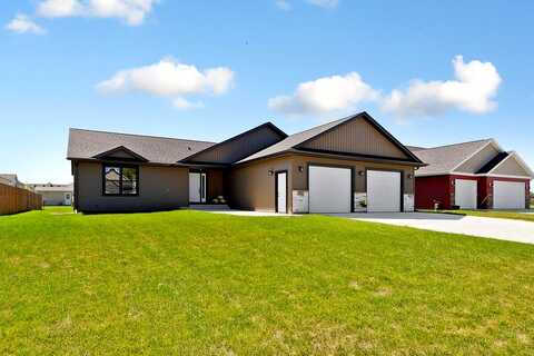 Birchwood, OWATONNA, MN 55060