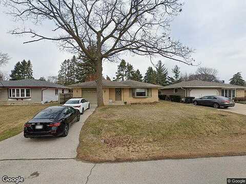 Tesch, MILWAUKEE, WI 53220