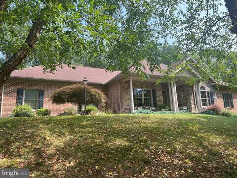 Lindman, CHAMBERSBURG, PA 17202