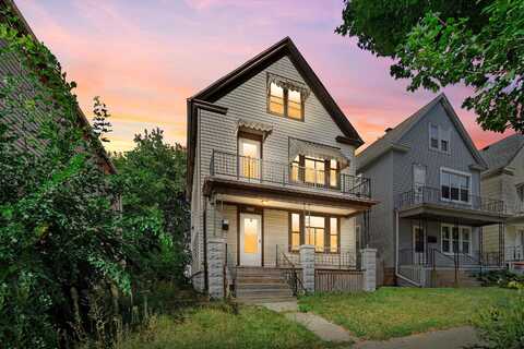 15Th, MILWAUKEE, WI 53215