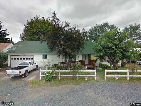1St, DILLARD, OR 97432