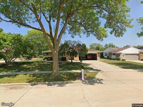 122Nd, MILWAUKEE, WI 53227
