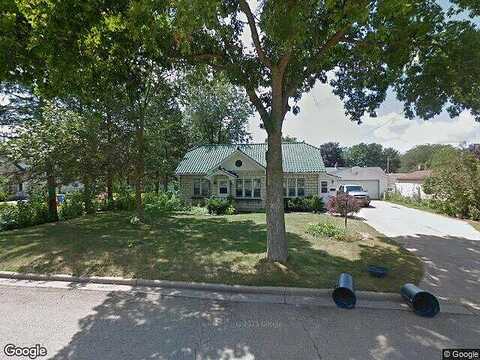6Th, PRAIRIE DU SAC, WI 53578