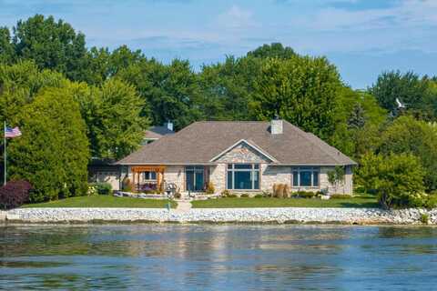 Memorial, STURGEON BAY, WI 54235