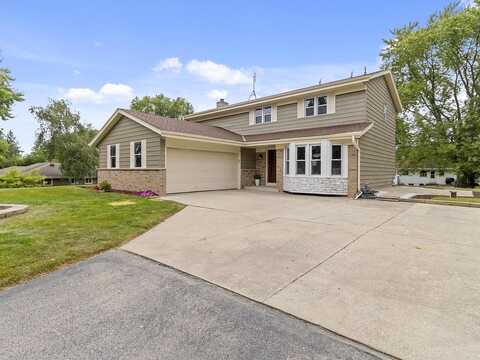 Hackberry, BROOKFIELD, WI 53005
