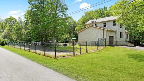 Glenbrook, DINGMANS FERRY, PA 18328