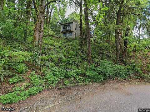 Barnes, PORTLAND, OR 97221