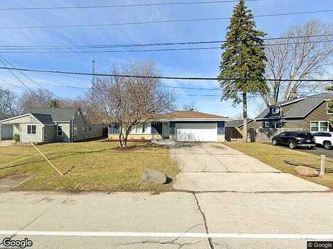51St, MILWAUKEE, WI 53220