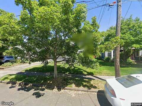 76Th, PORTLAND, OR 97206
