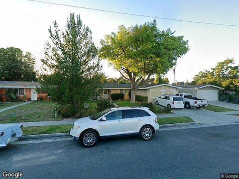 Walnut Springs, CANYON COUNTRY, CA 91351