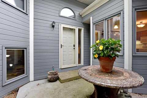 River Woods, BURNSVILLE, MN 55337