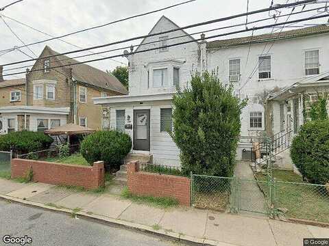 Ashby, UPPER DARBY, PA 19082