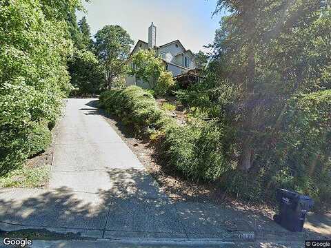 52Nd, EUGENE, OR 97405