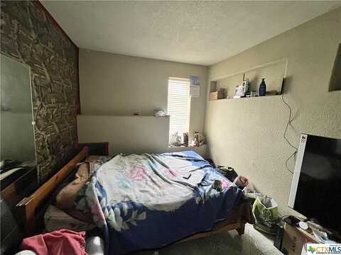 Glass, LEANDER, TX 78641