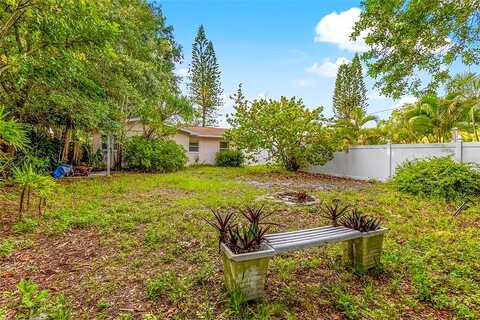 Northmoor, SAINT PETERSBURG, FL 33702
