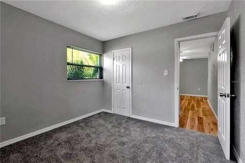 64Th, SAINT PETERSBURG, FL 33710