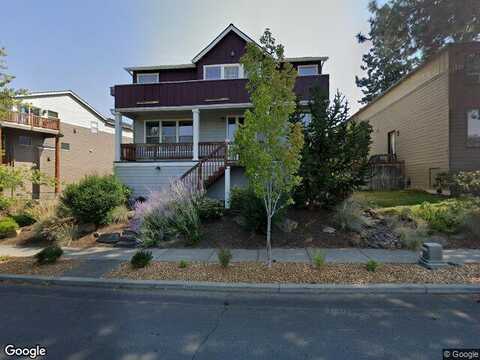 Quinn Creek, BEND, OR 97703