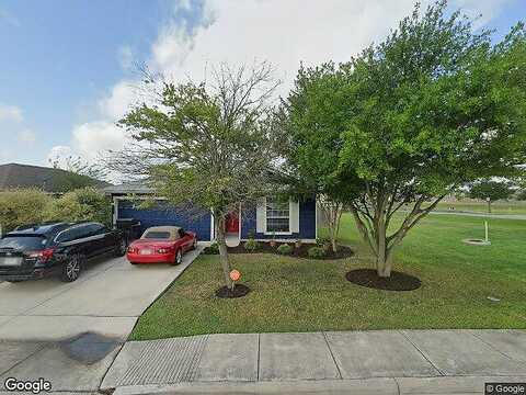 Whispering, NEW BRAUNFELS, TX 78130