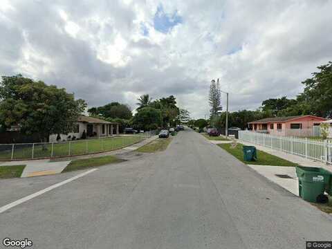 40Th Circle, MIAMI GARDENS, FL 33055