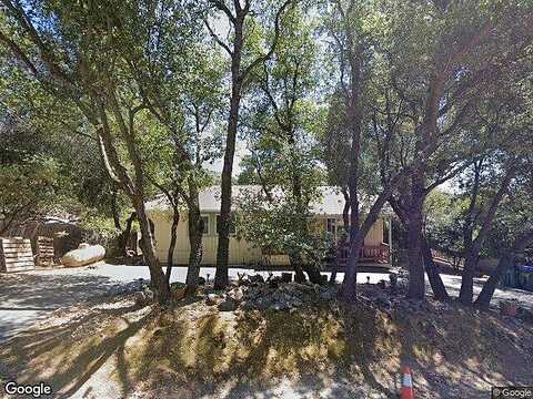 Paseo De Los Robles, SONORA, CA 95370