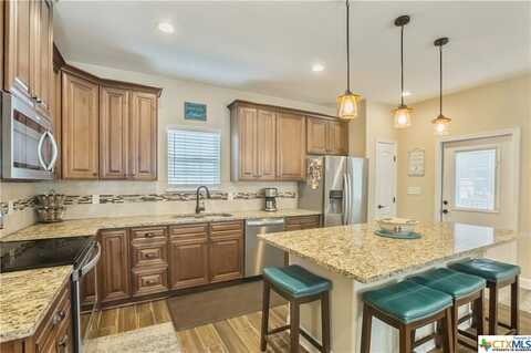 Hallmark, CANYON LAKE, TX 78133
