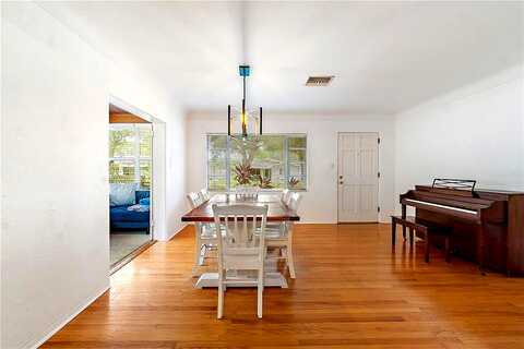 48Th, SAINT PETERSBURG, FL 33703