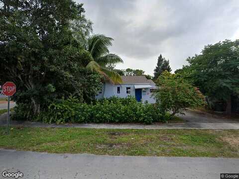 12Th, NORTH MIAMI, FL 33161