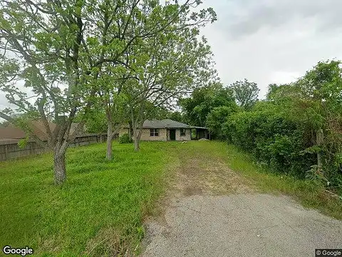 N Dixie St, Brenham, TX 77833