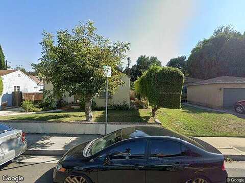 Sarah, NORTH HOLLYWOOD, CA 91602