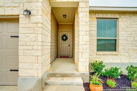 Highland, NEW BRAUNFELS, TX 78130