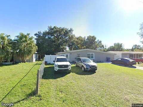Linda, TAMPA, FL 33604