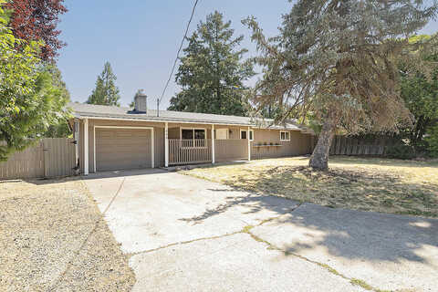Black Oak, MEDFORD, OR 97504