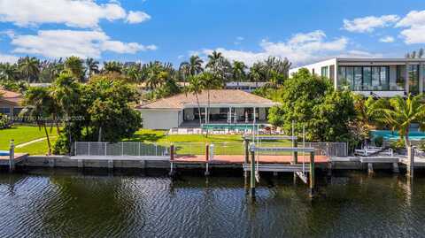 Layne, HALLANDALE BEACH, FL 33009