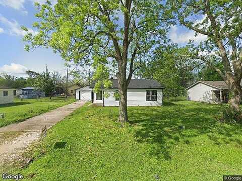 Pine, SWEENY, TX 77480
