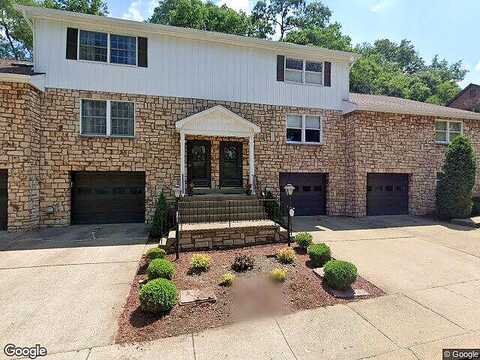 Forest Ridge, PITTSBURGH, PA 15221